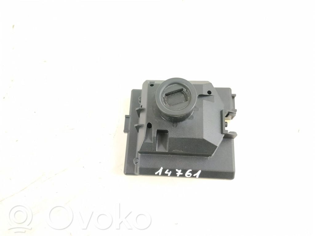 Mercedes-Benz C W205 Ignition lock 