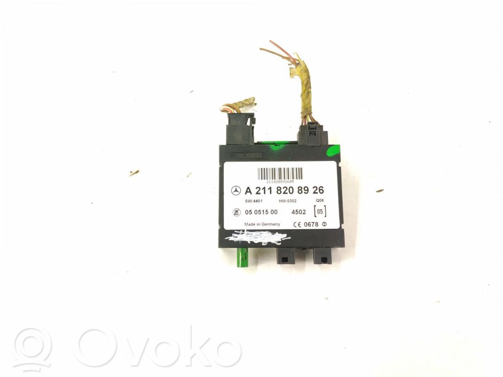Mercedes-Benz E W211 Radio antenna 