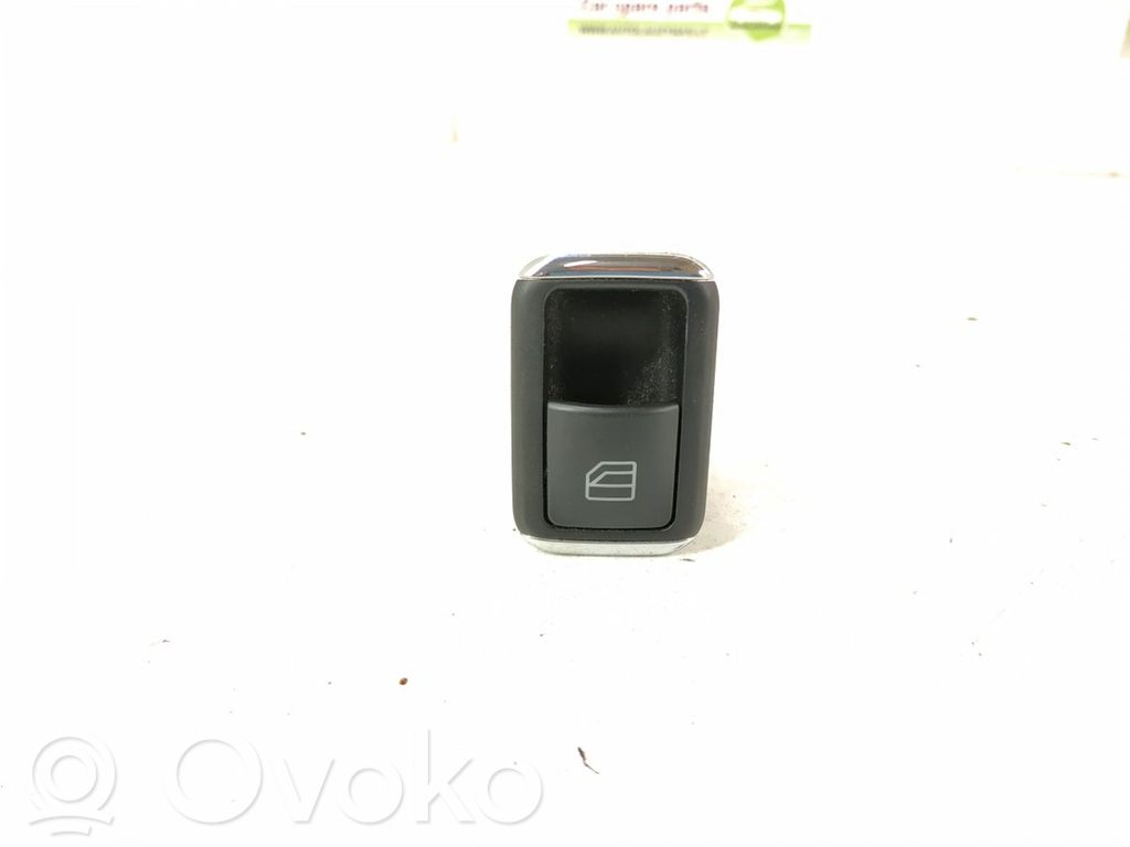 Mercedes-Benz E W212 Electric window control switch 