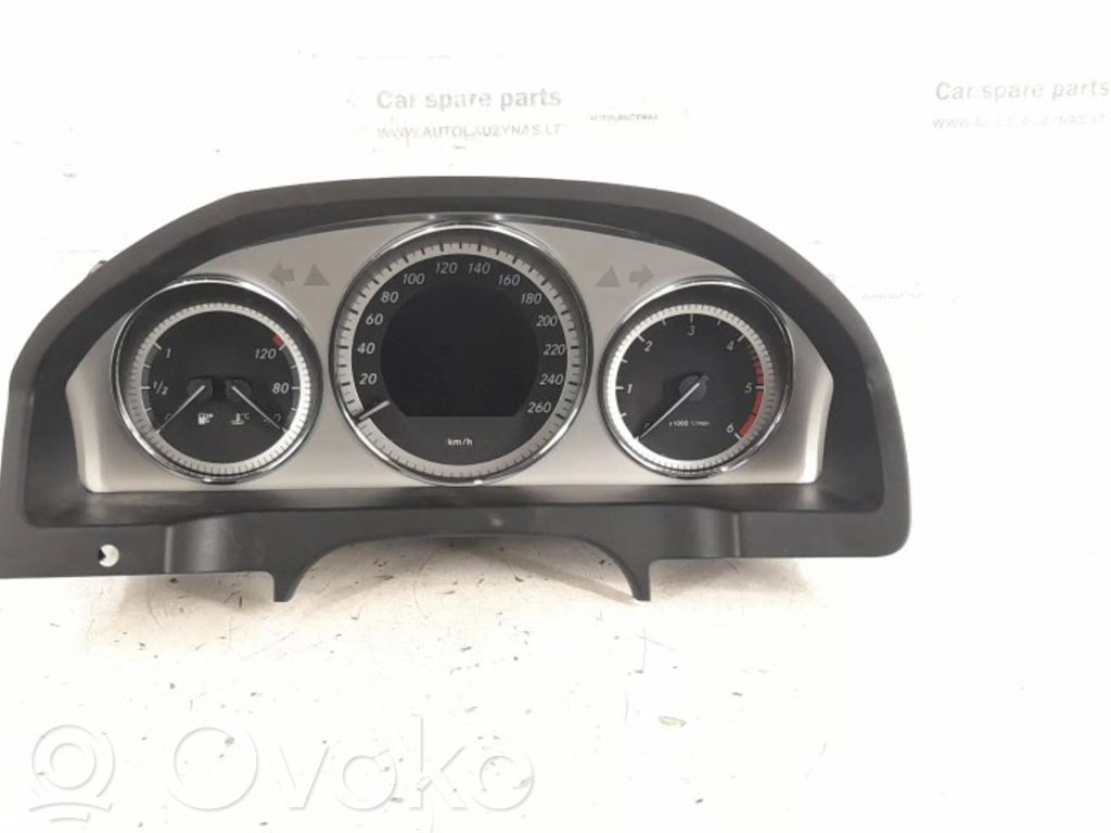 Mercedes-Benz C W204 Tachimetro (quadro strumenti) 