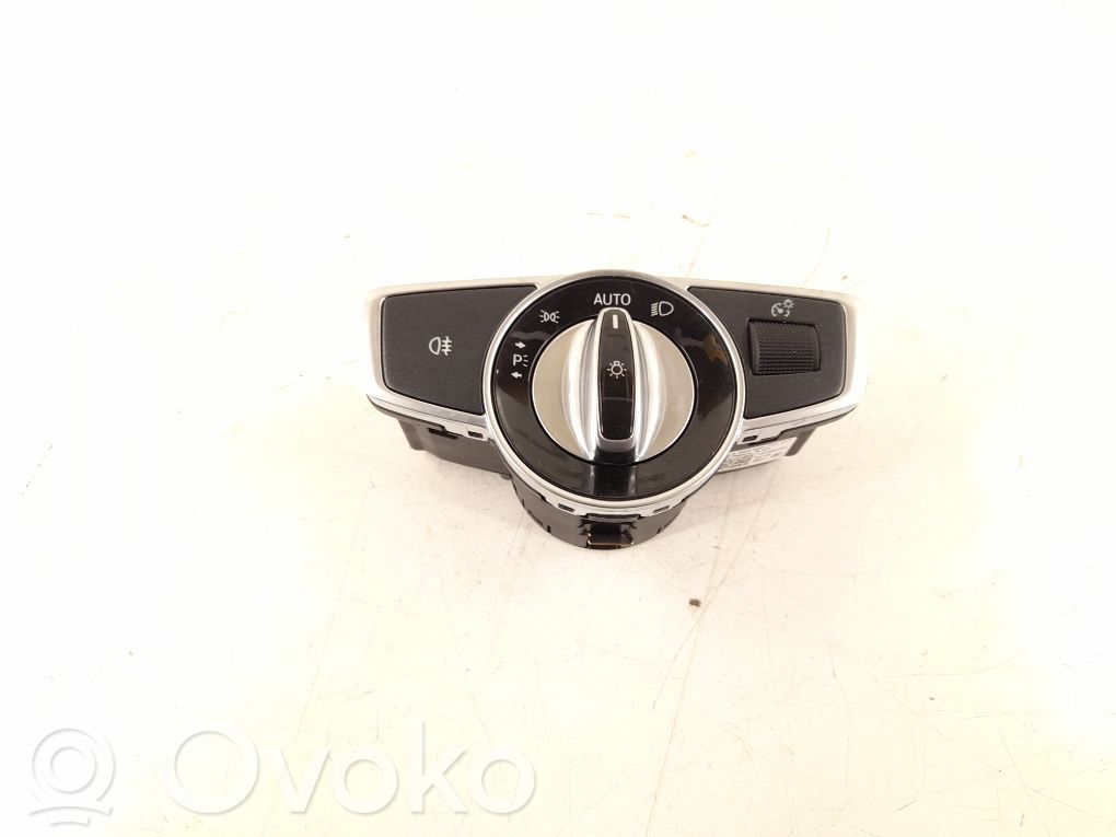 Mercedes-Benz C W205 Interruptor de luz 