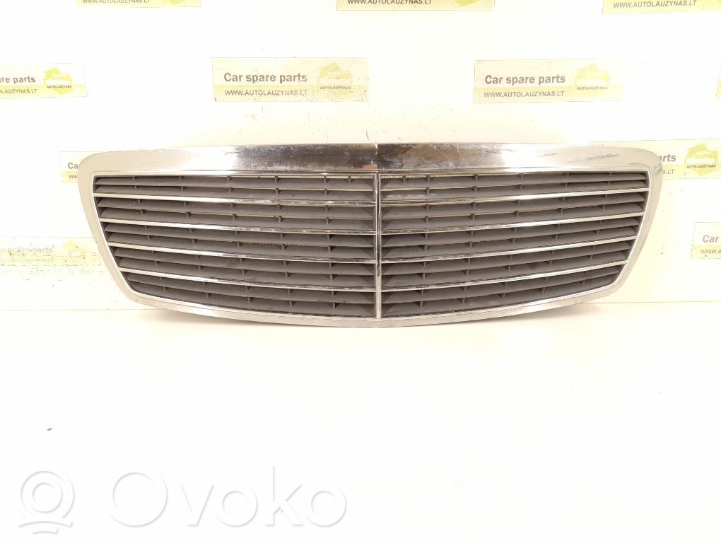 Mercedes-Benz E W211 Front grill 