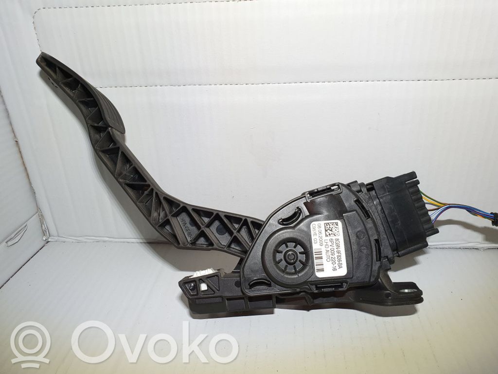 Volvo XC60 Czujnik położenia pedału gazu / przyspieszenia 