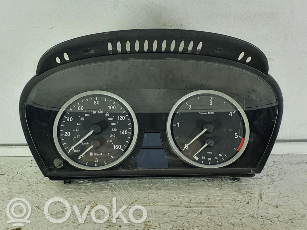 BMW 5 E60 E61 Nopeusmittari (mittaristo) 