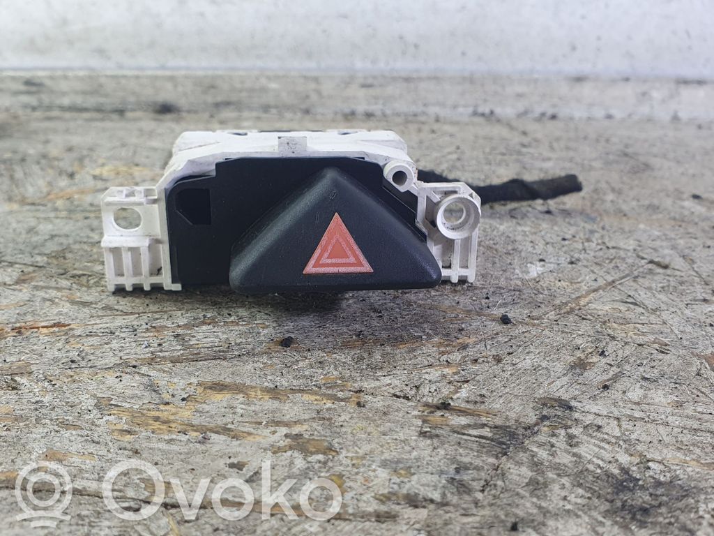 Ford Focus Hazard light switch 
