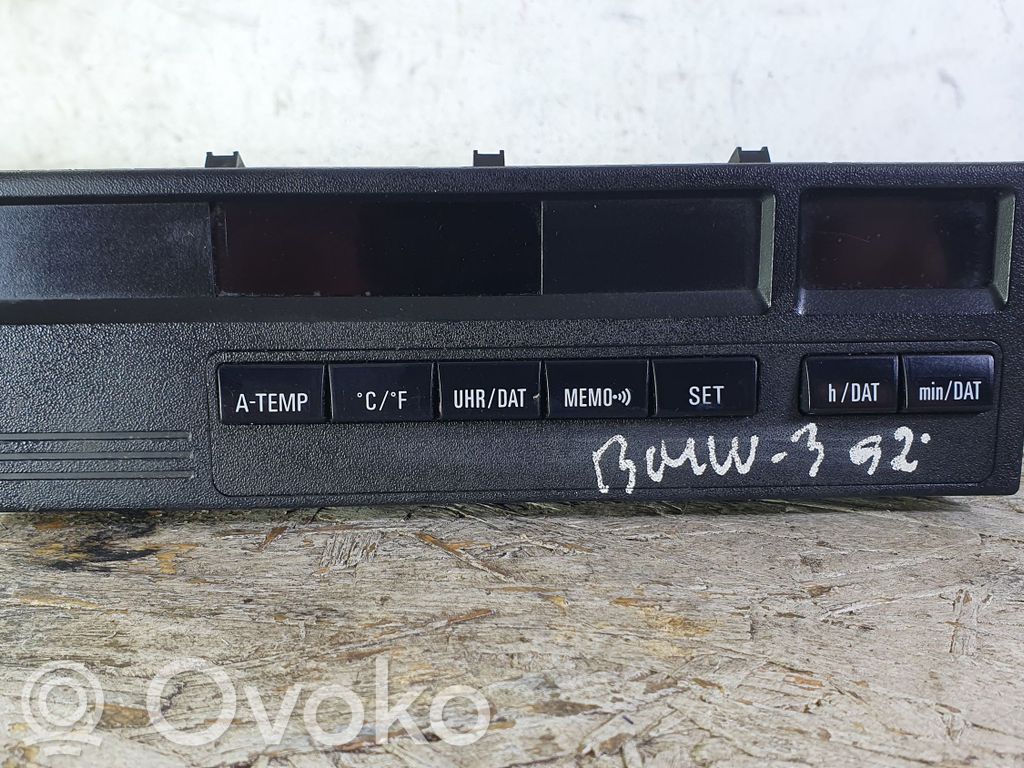 BMW 3 E36 Bildschirm / Display / Anzeige 