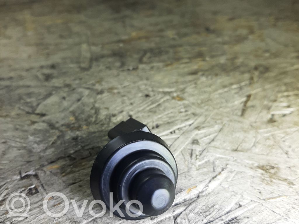 Dacia Duster Sensor de la puerta delantera 