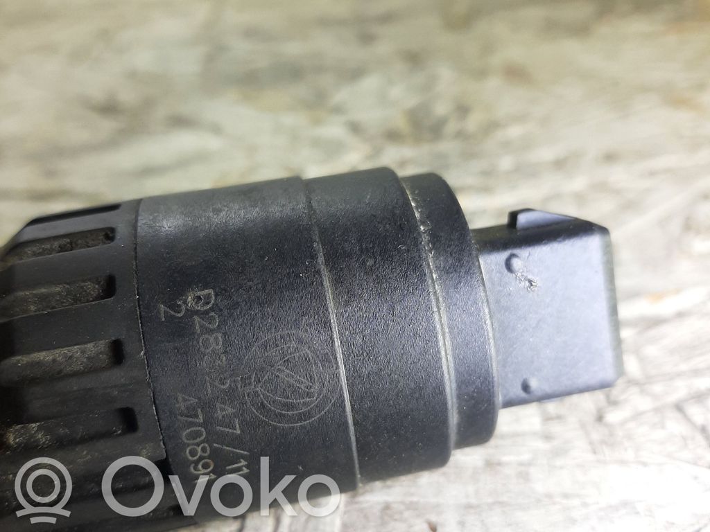 Windscreen/windshield washer pump   D2832,D283247,470891