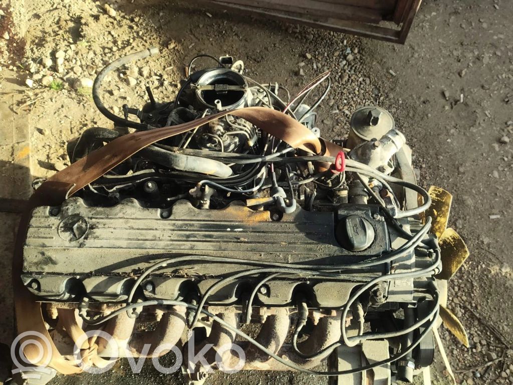 Mercedes-Benz E W124 Motor 