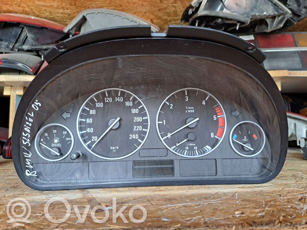 BMW 5 E39 Spidometrs (instrumentu panelī) 