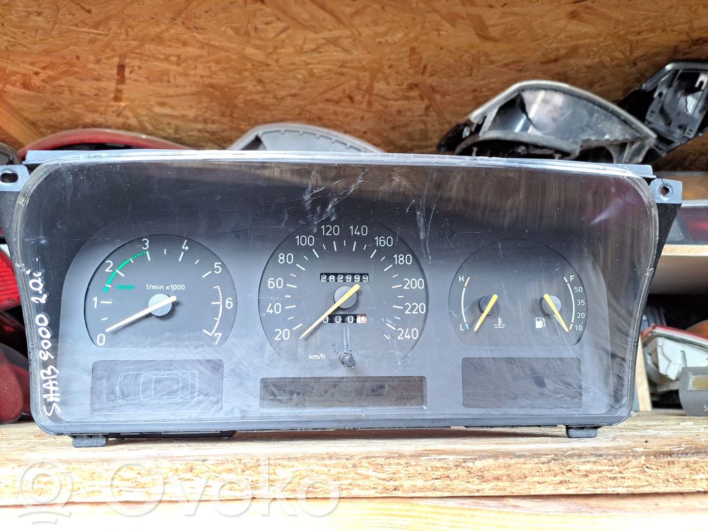 Saab 9000 CC Spidometrs (instrumentu panelī) 