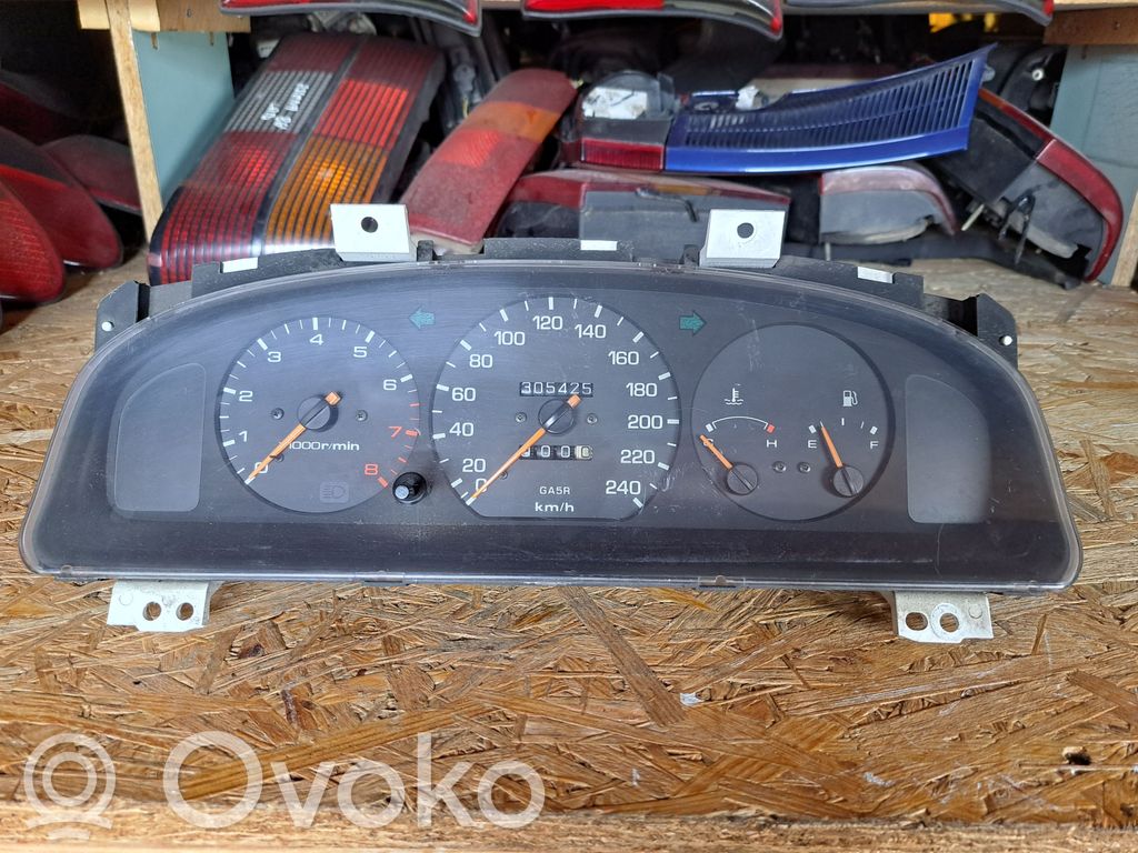 Mazda 626 Speedometer (instrument cluster) 