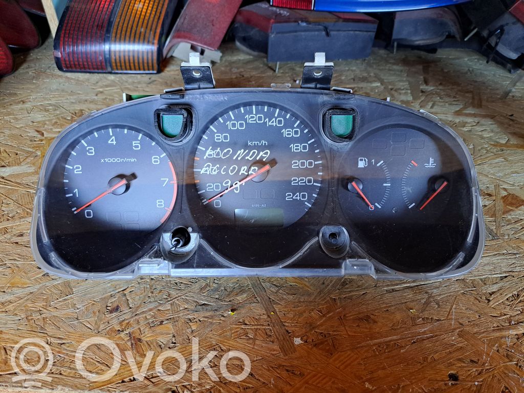 Honda Accord Speedometer (instrument cluster) 