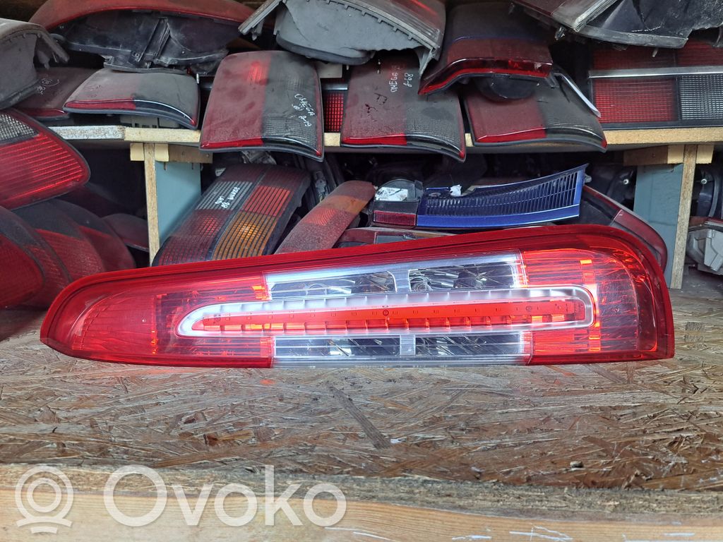 Ford C-MAX I Takavalot 