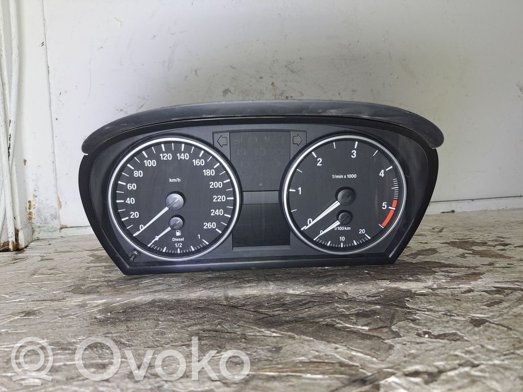 Speedometer (instrument cluster)   102535075,914148701,470086704