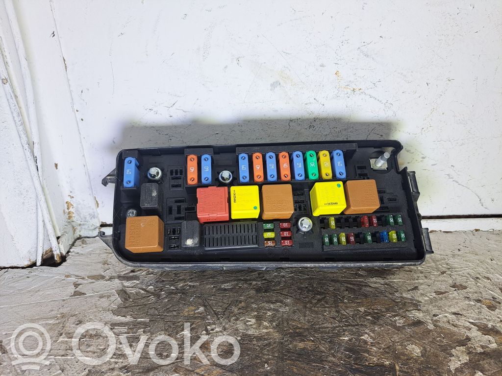Saab 9-3 Ver2 Fuse module 