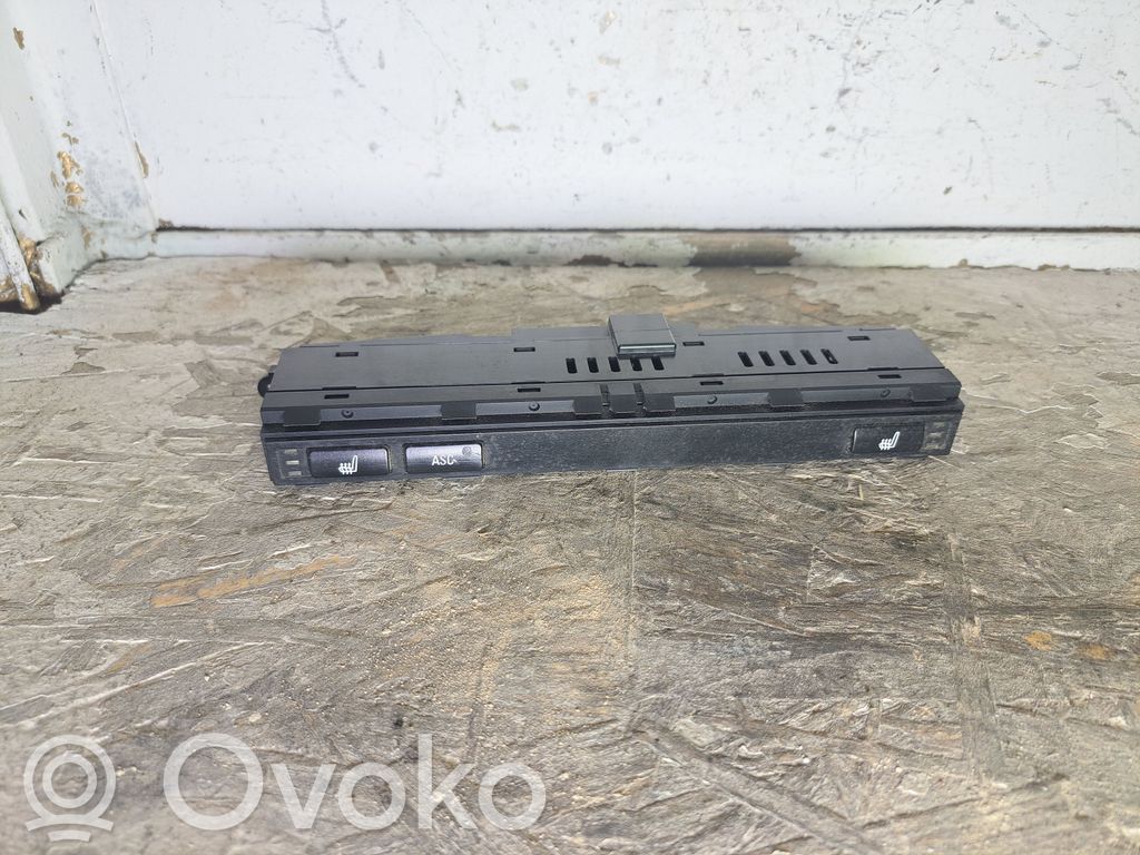 BMW 3 E46 Interruptor de calefacción del asiento 