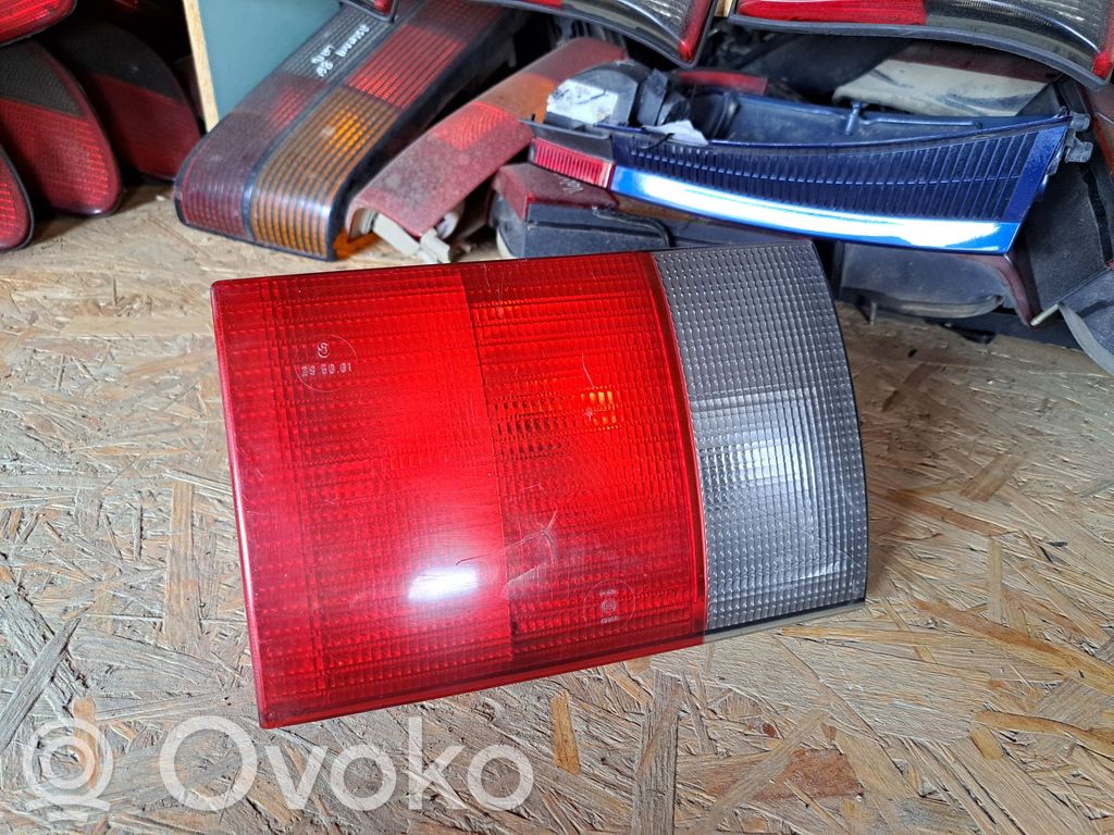Audi 100 S4 C4 Takaluukun takavalot 