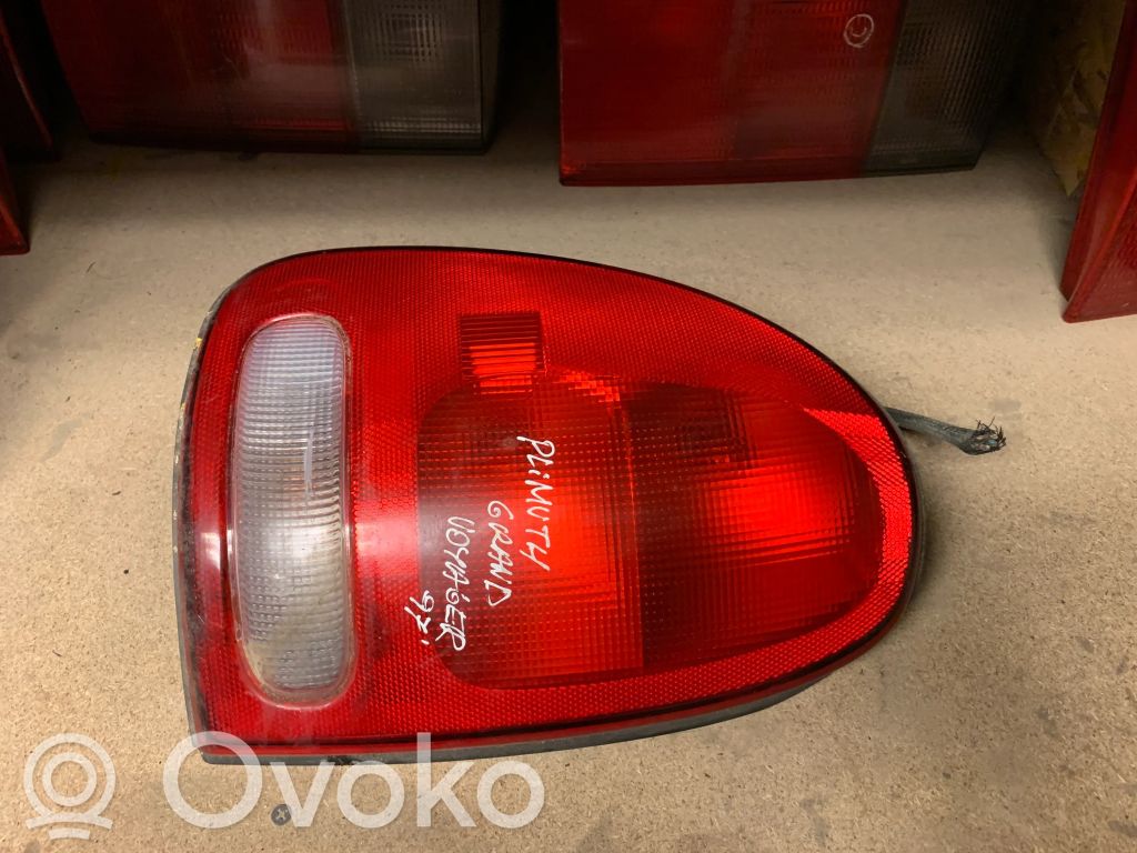 Chrysler Grand Voyager III Takavalot 