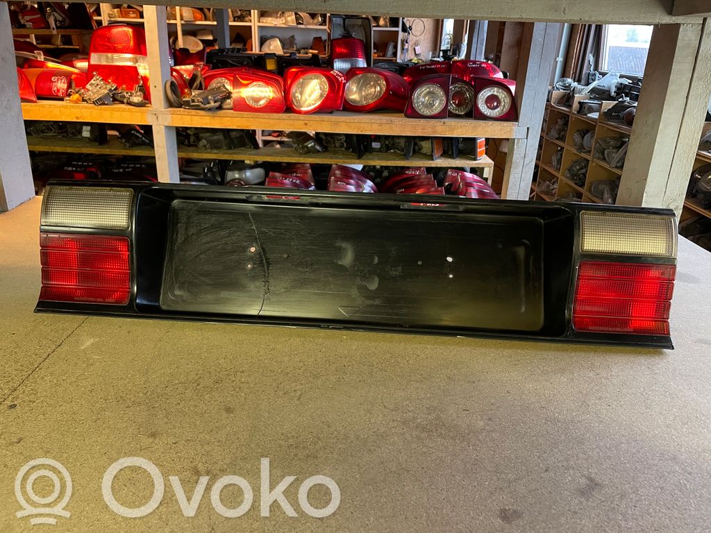 Mitsubishi Galant Trunk door license plate light bar 