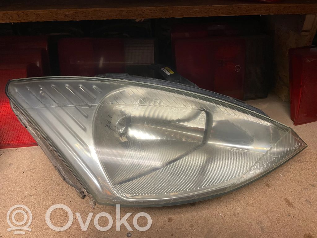Ford Focus Headlight/headlamp 