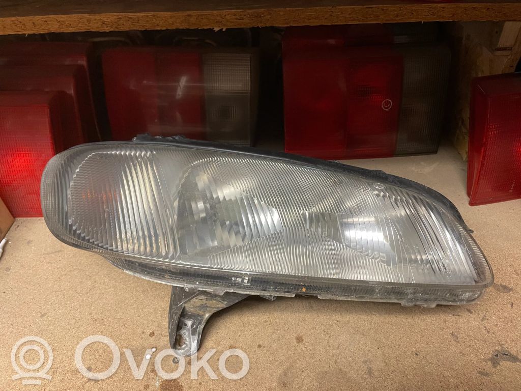 Opel Omega B1 Phare frontale 