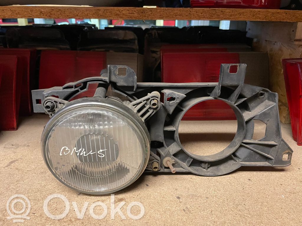 BMW 5 E34 Headlight/headlamp 