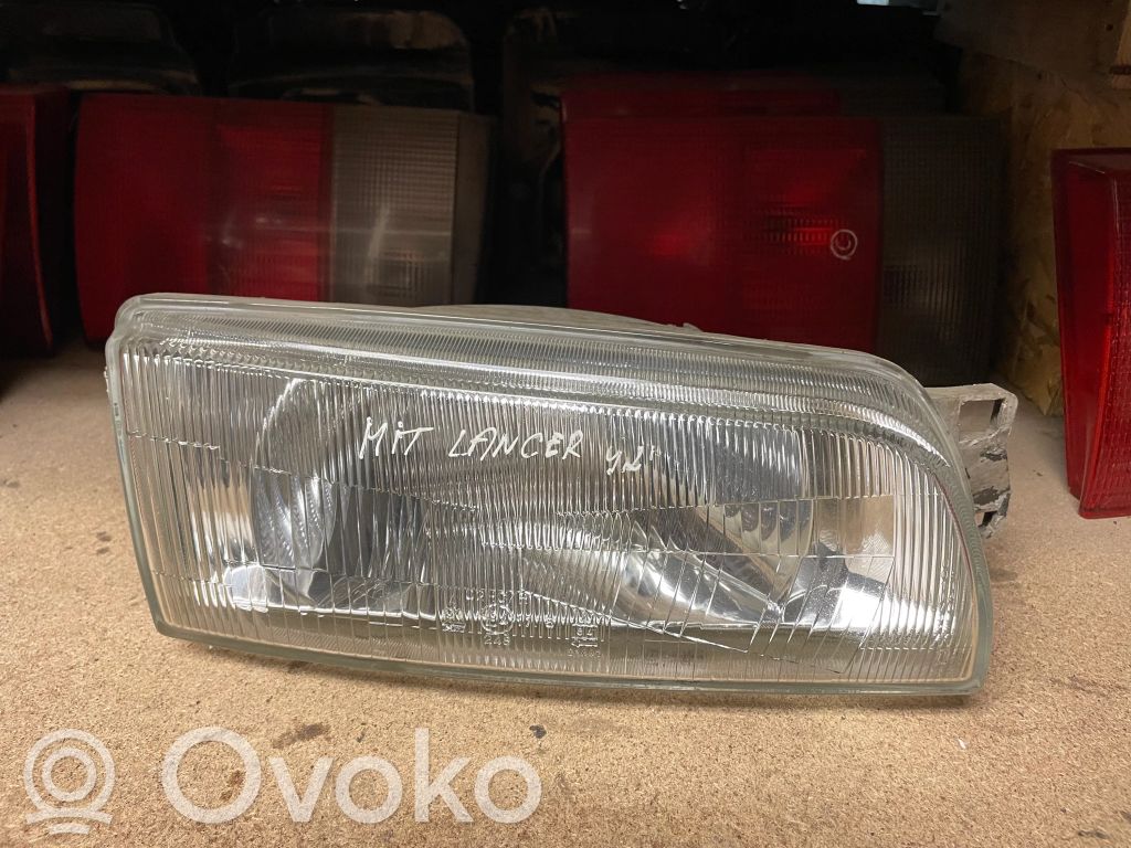 Mitsubishi Lancer Etu-/Ajovalo 