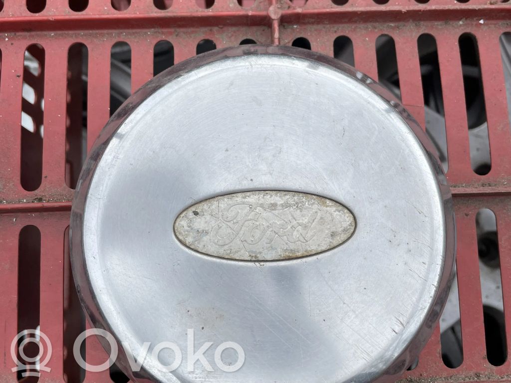 Ford Escort Dekielki / Kapsle oryginalne 