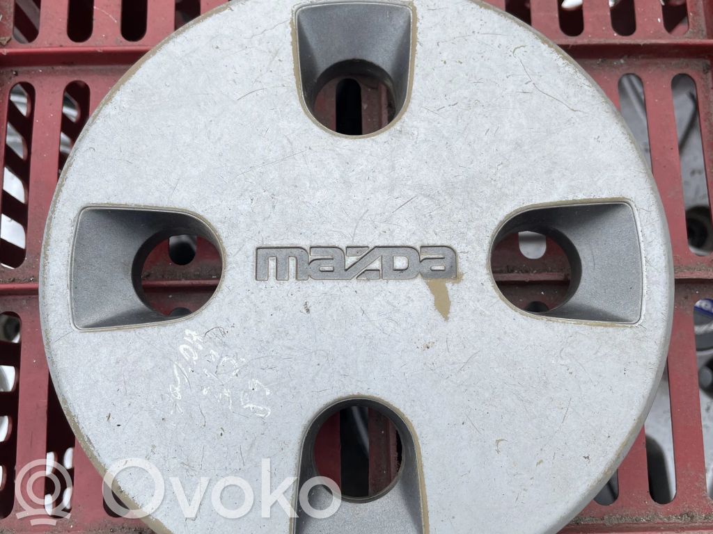 Mazda 323 Alkuperäinen pölykapseli 