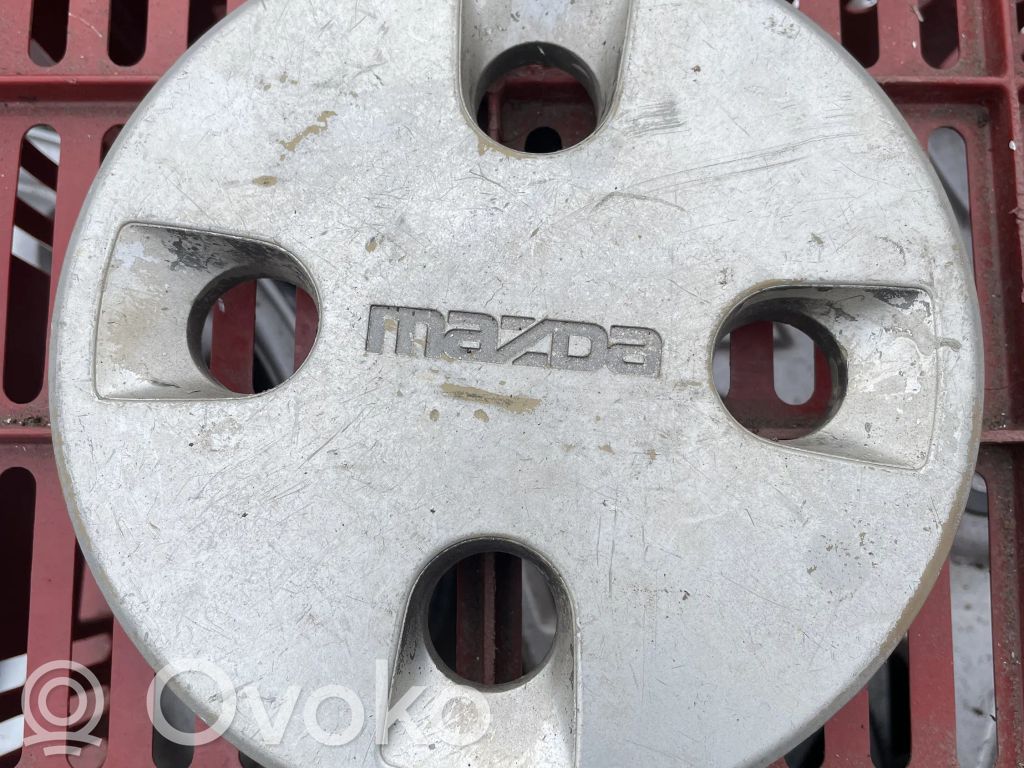Mazda 323 Alkuperäinen pölykapseli 