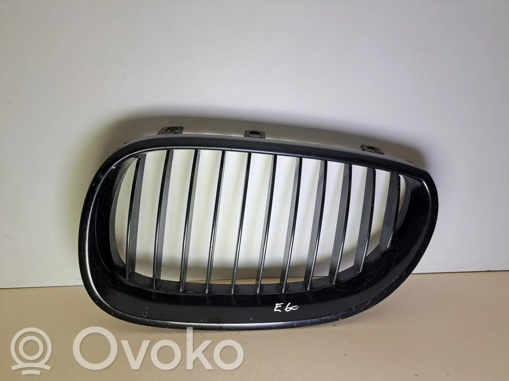 BMW 5 E60 E61 Front bumper upper radiator grill 