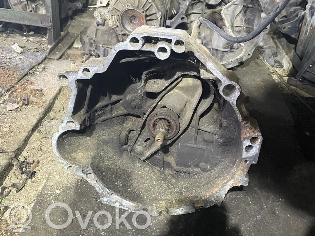 Audi 80 90 S2 B4 Manualna 5-biegowa skrzynia biegów 