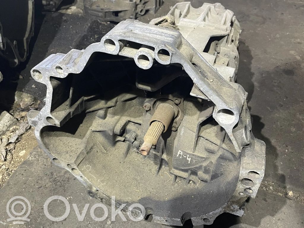 Audi A4 S4 B5 8D Manualna 5-biegowa skrzynia biegów 