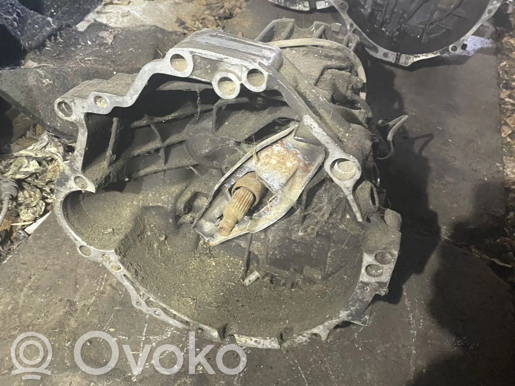 Audi 80 90 S2 B4 Manualna 5-biegowa skrzynia biegów 