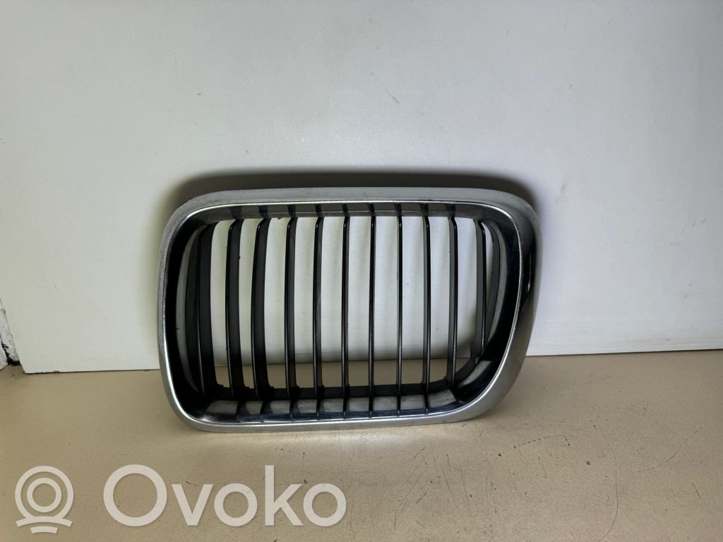 BMW 3 E36 Front grill 