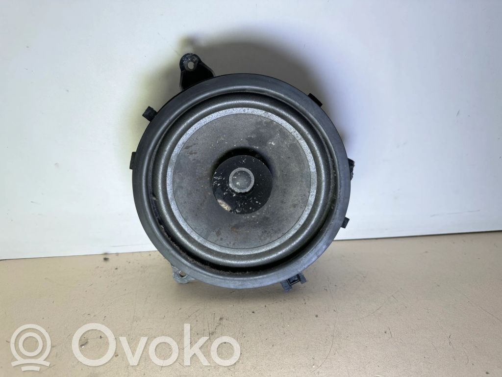 Volvo V70 Głośnik drzwi tylnych 