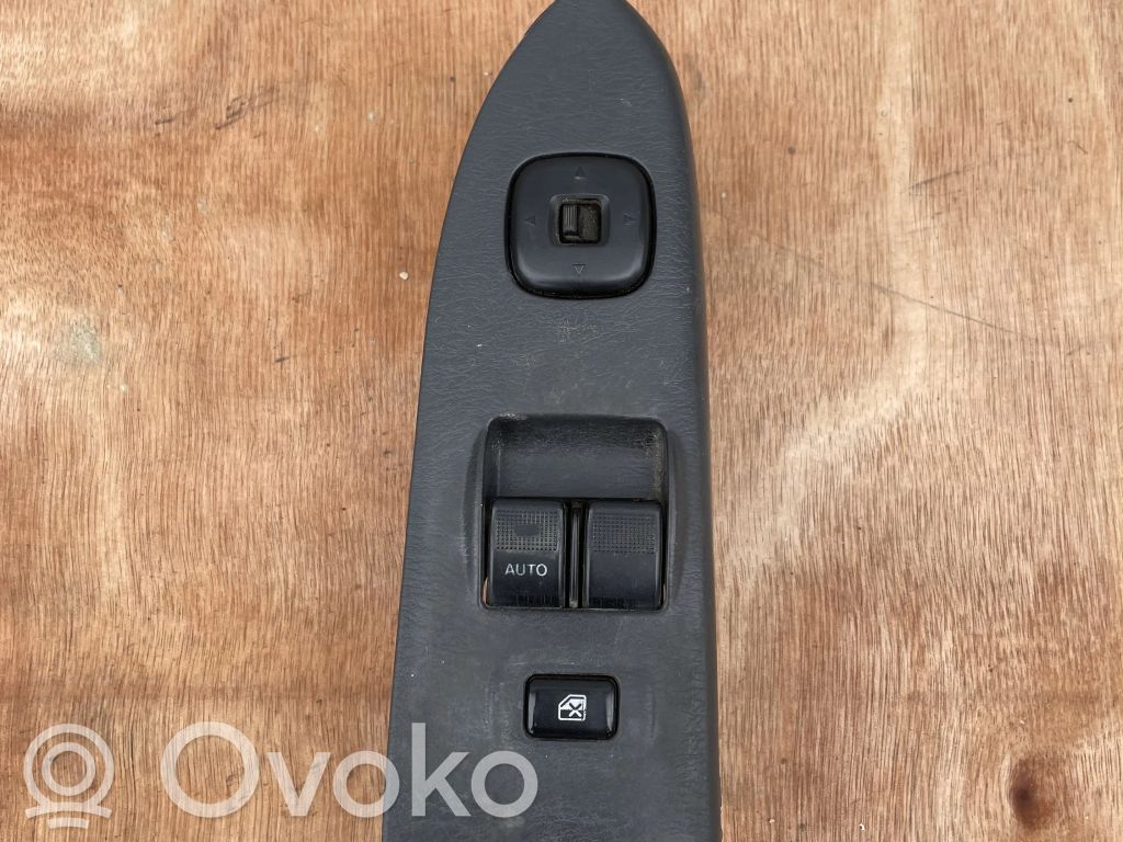 Electric window control switch   GE4V684L6,1774V94