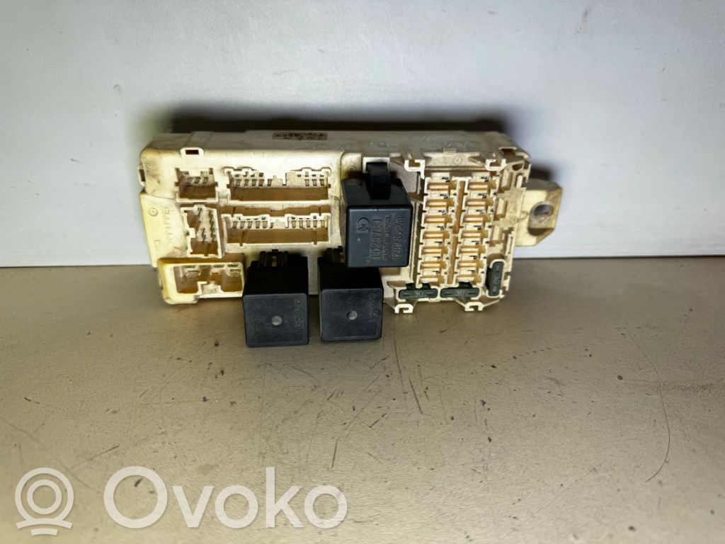 Mitsubishi Galant Sulakemoduuli 