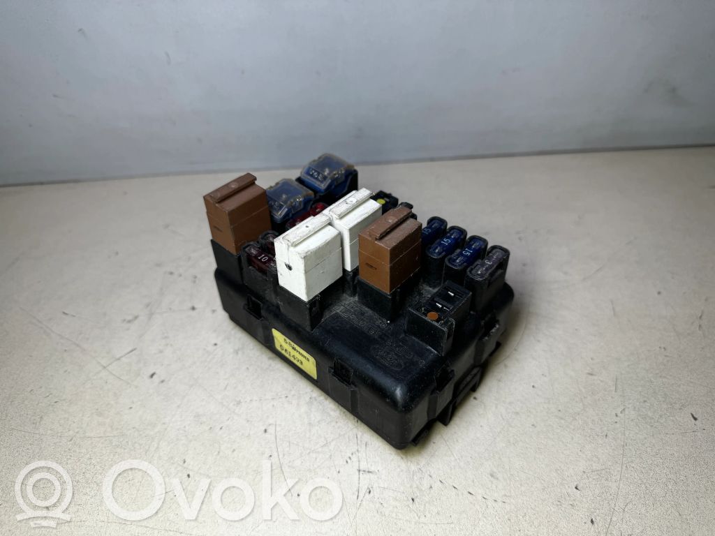 Ford Mondeo MK II Sicherungskasten 
