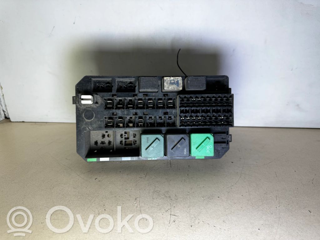 Ford Mondeo MK II Módulo de fusible 