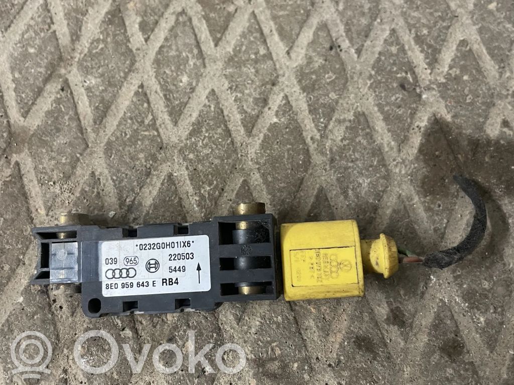 Czujnik uderzenia Airbag   8E0959643E,220503,0232G0H01IX6