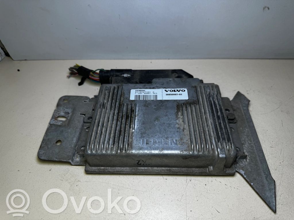 Volvo S40, V40 Engine control unit/module 