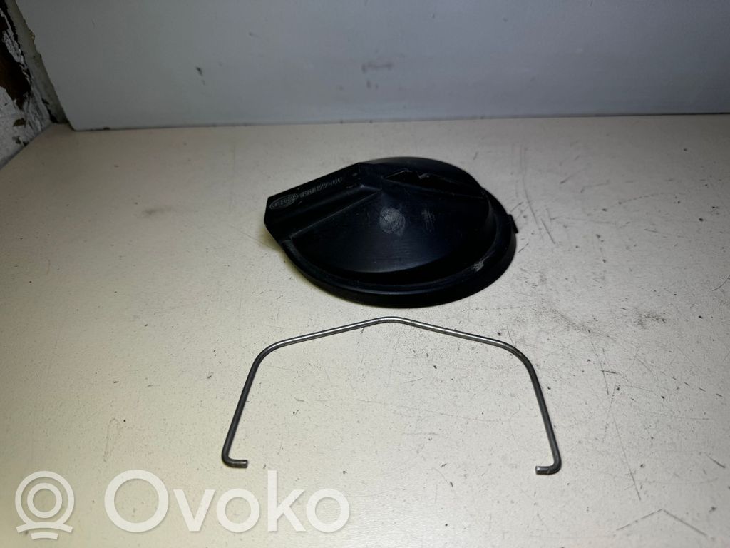 Audi Coupe Osłona żarówki lampy przedniej 