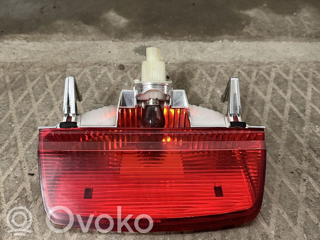 Nissan Micra Third/center stoplight 