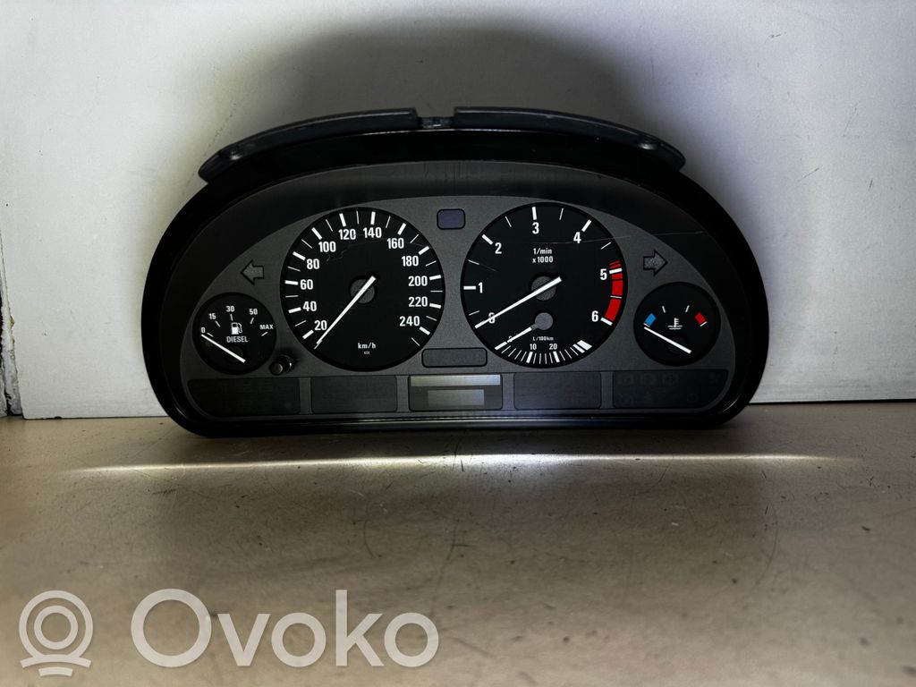 BMW 5 E39 Geschwindigkeitsmesser Cockpit 