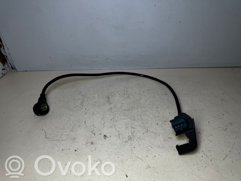 Audi A4 S4 B5 8D Klopfsensor 