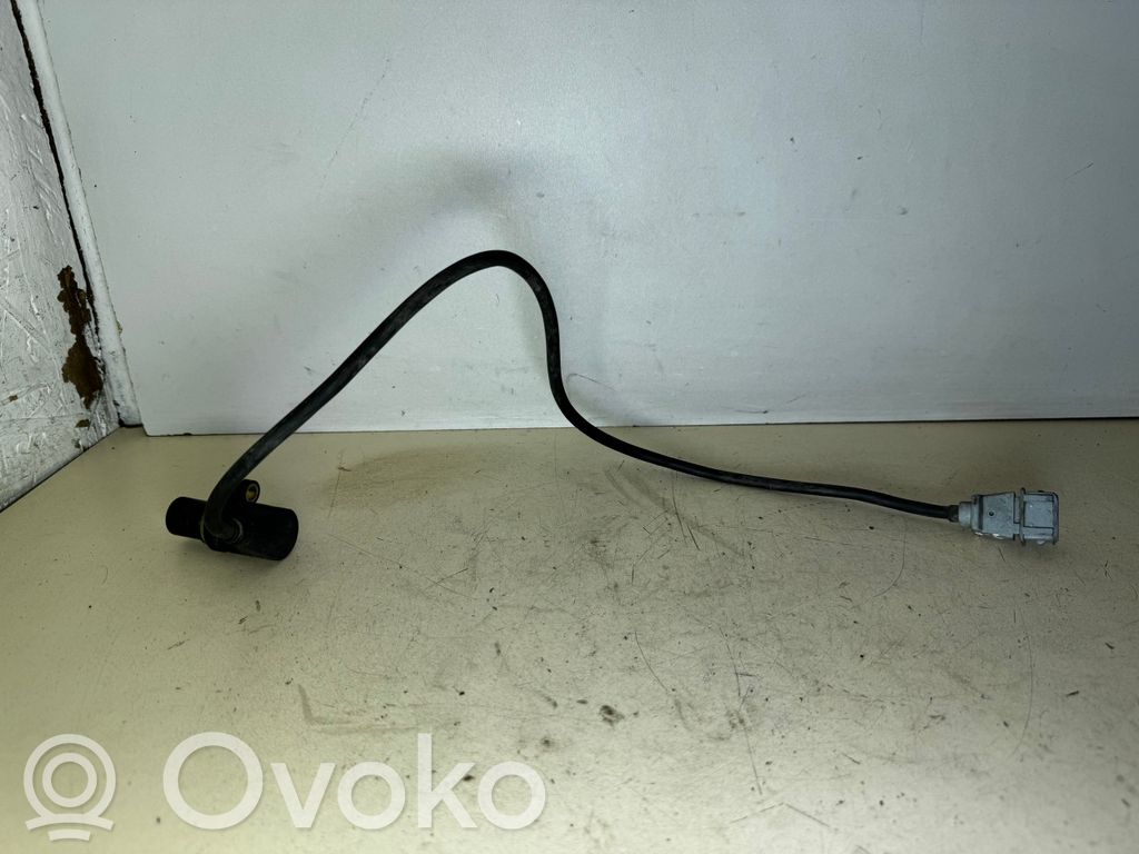 Audi A4 S4 B5 8D Kampiakselin asentoanturi 