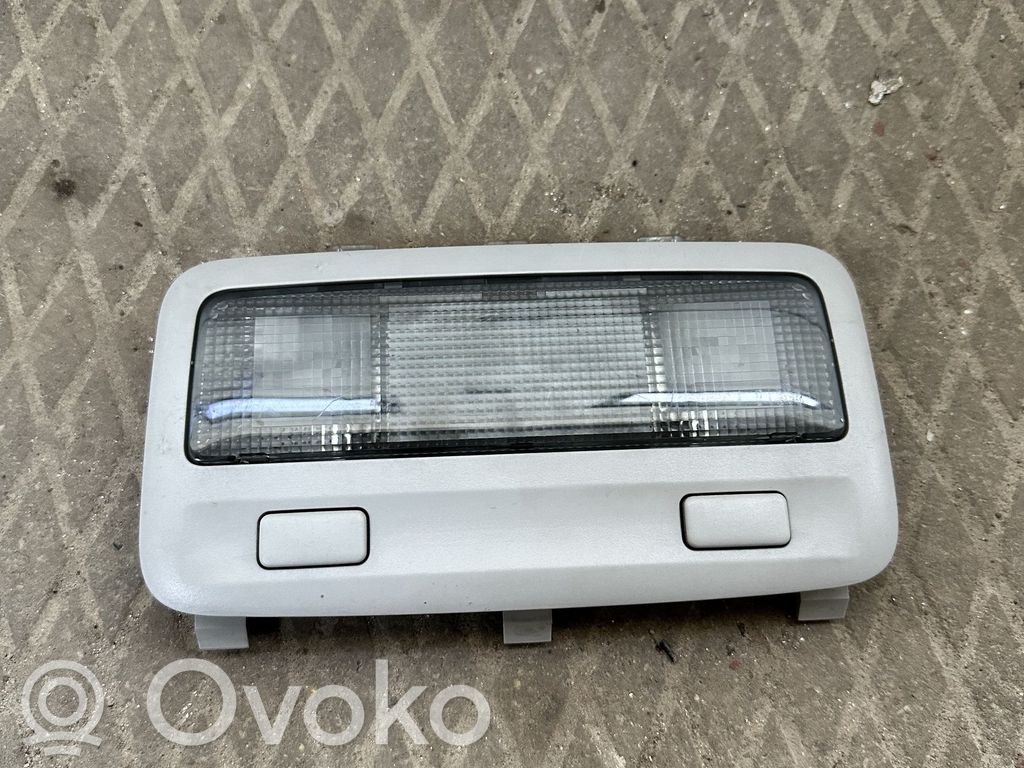 Toyota Avensis T250 Lampka podsufitki tylna 
