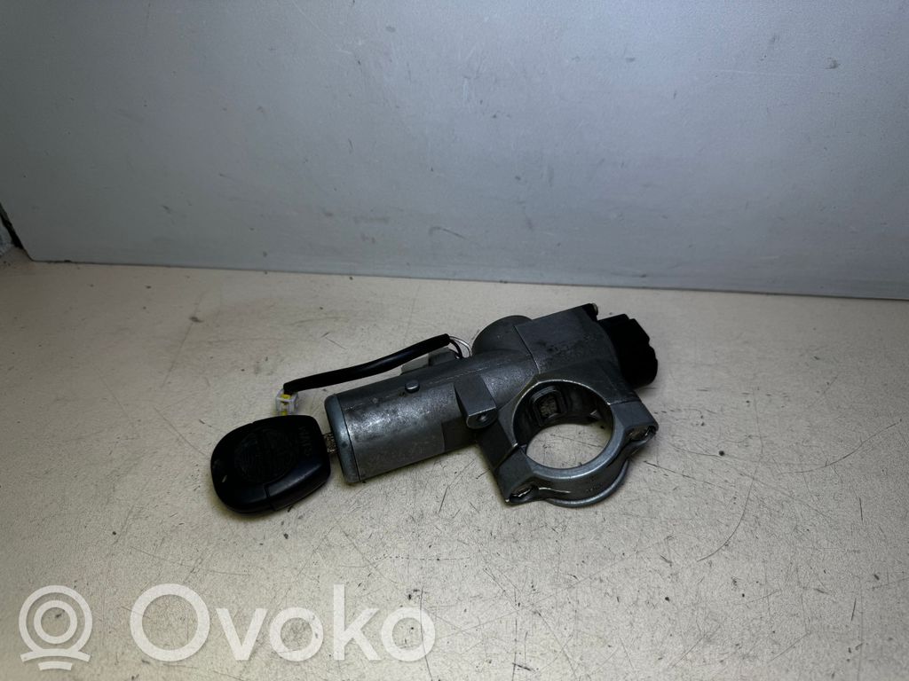 Nissan Almera Tino Ignition lock 
